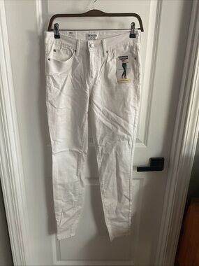 Denizen Levi's - White Mid Rise Skinny Jeans - Ladies Size 28x32